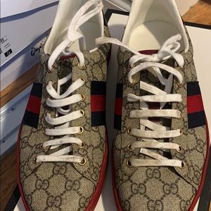 Gucci shoes